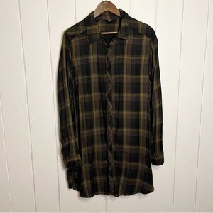 George Long Green Plaid Button Up Top. Size Large.